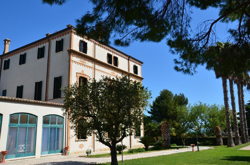 Villa Montanari Rosati Porto San Giorgio Exterior photo